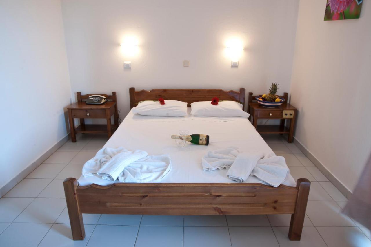 Albatross Hotel Maleme Eksteriør bilde